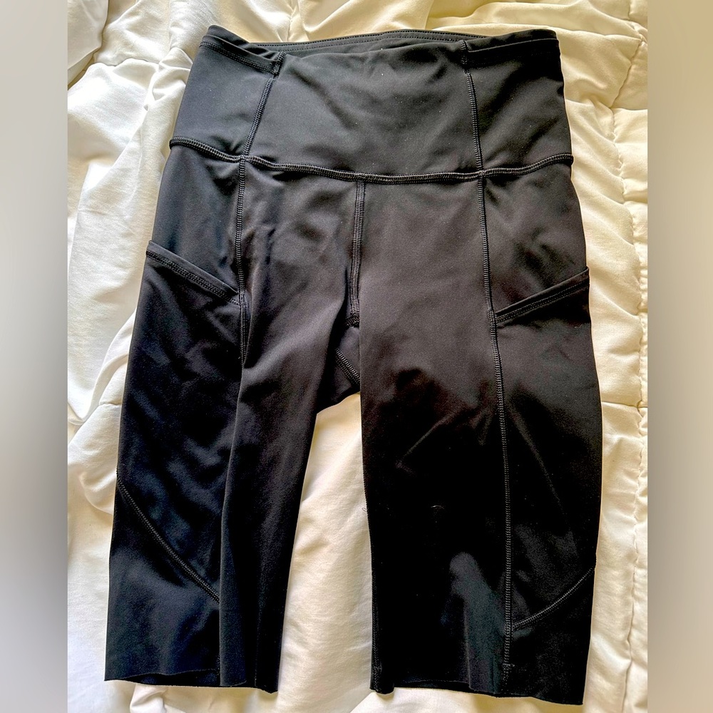 Lululemon Fast & Free black shorts